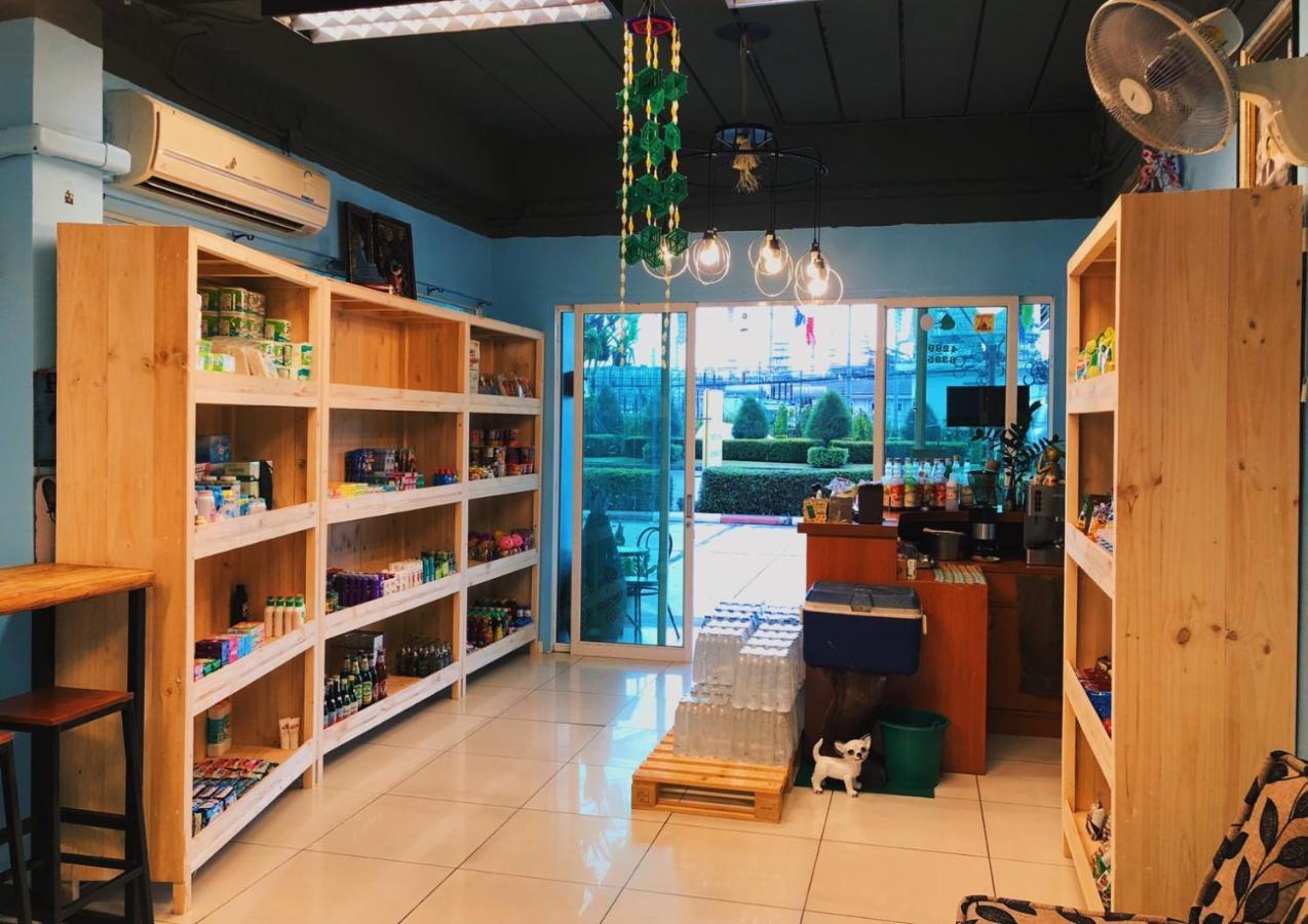 Aekkalukthai Hostel رايونغ المظهر الخارجي الصورة