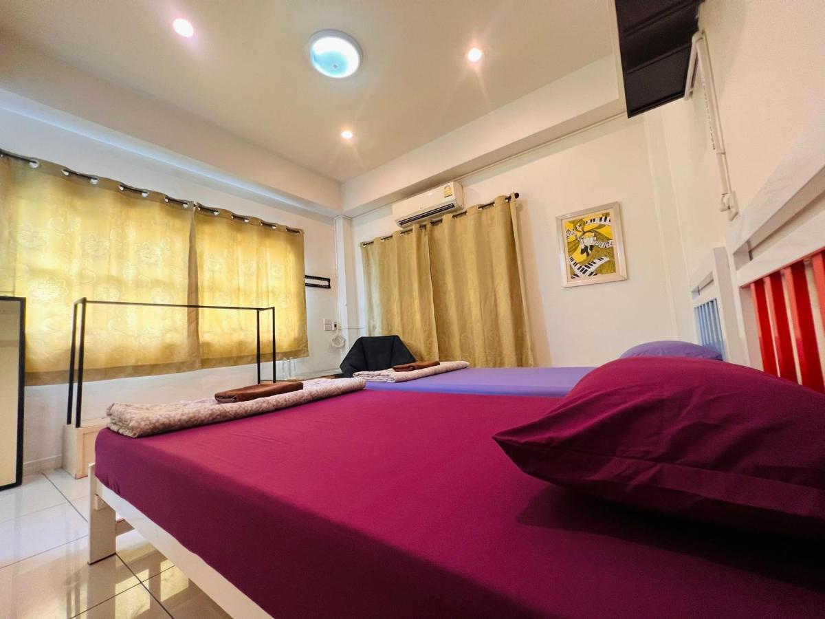 Aekkalukthai Hostel رايونغ المظهر الخارجي الصورة