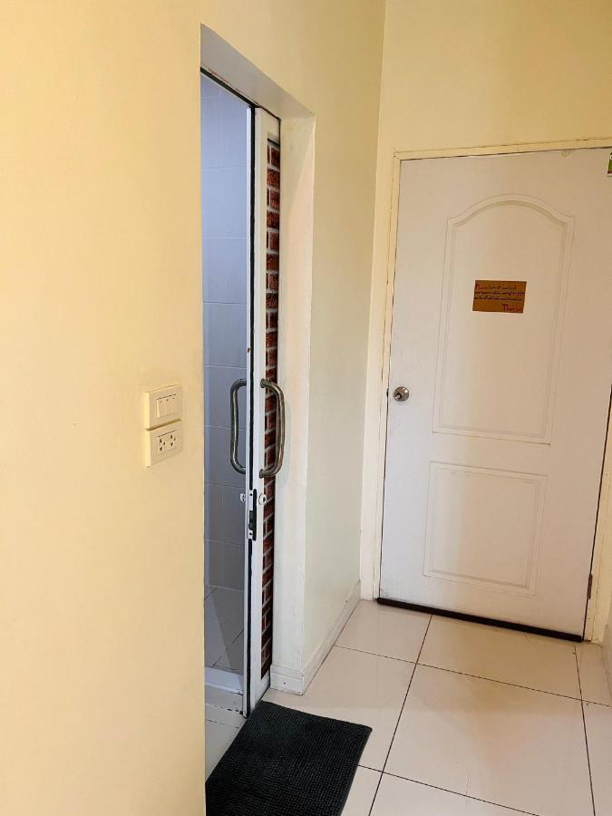 Aekkalukthai Hostel رايونغ المظهر الخارجي الصورة